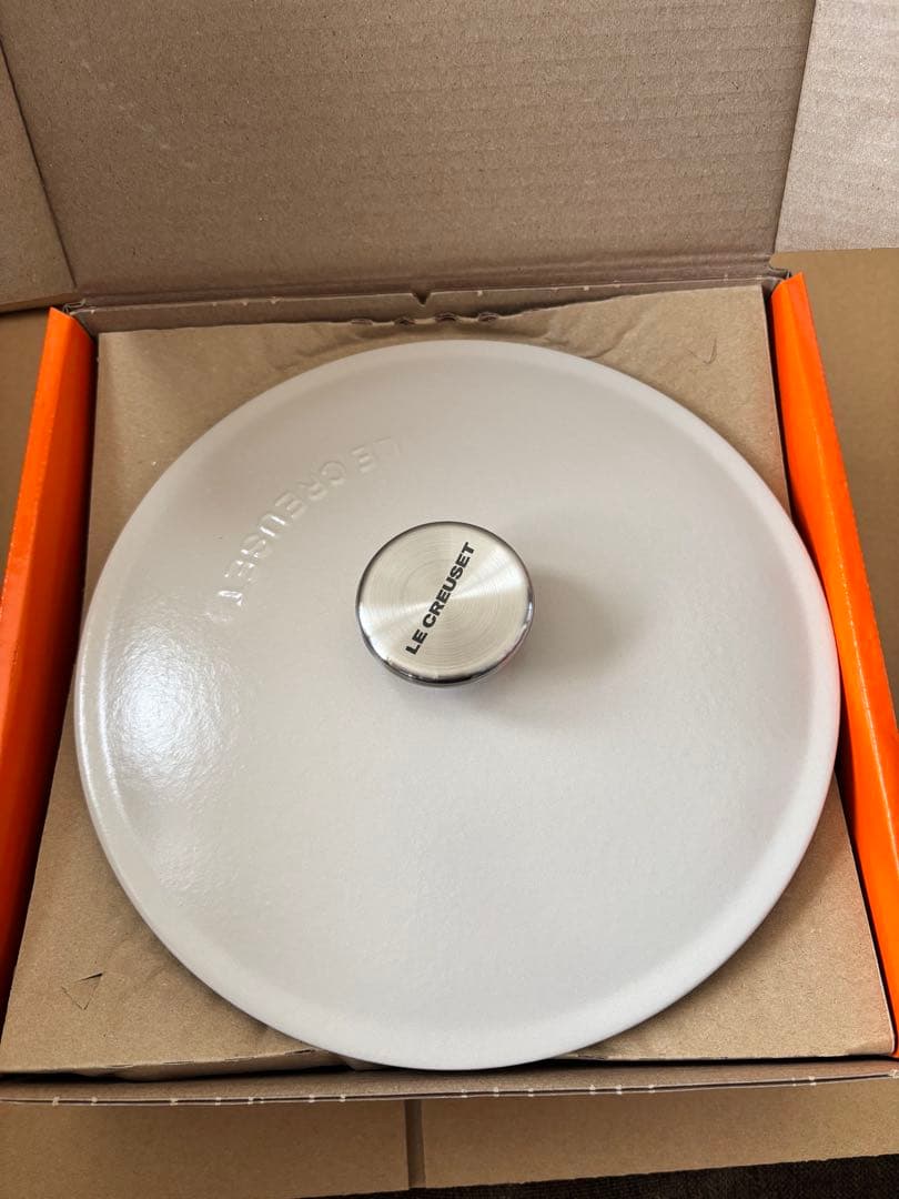 ルクルーゼ　マルミット 22cm ブリオッシュ (シルバーツマミ)新品未使用