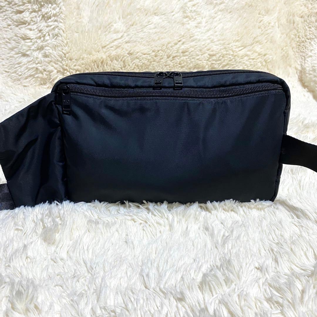 【良品】★Y-3 adidas★クロスボディバッグ★黒 ロゴ 多ポケット 袋内蔵