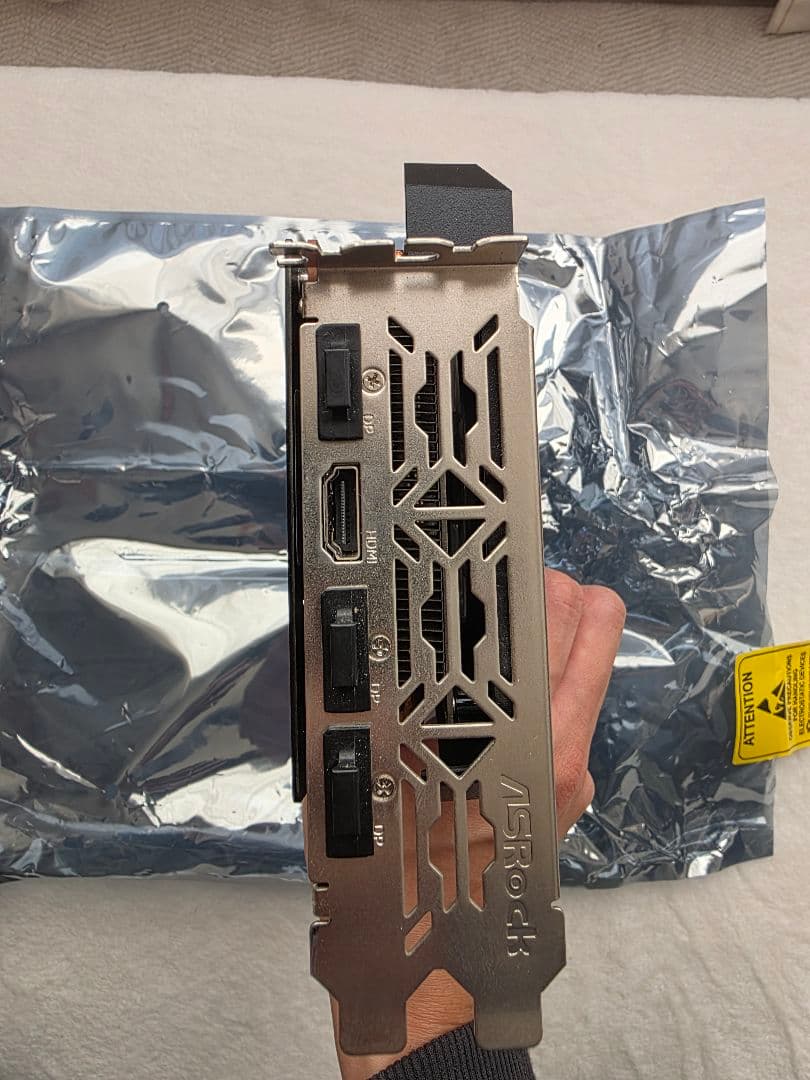 AMD Radeon™ RX 6600 Challenger D 8GB