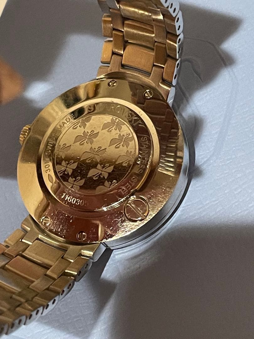 Swarovski クリスタル装飾 アナログ時計　lovely crystal