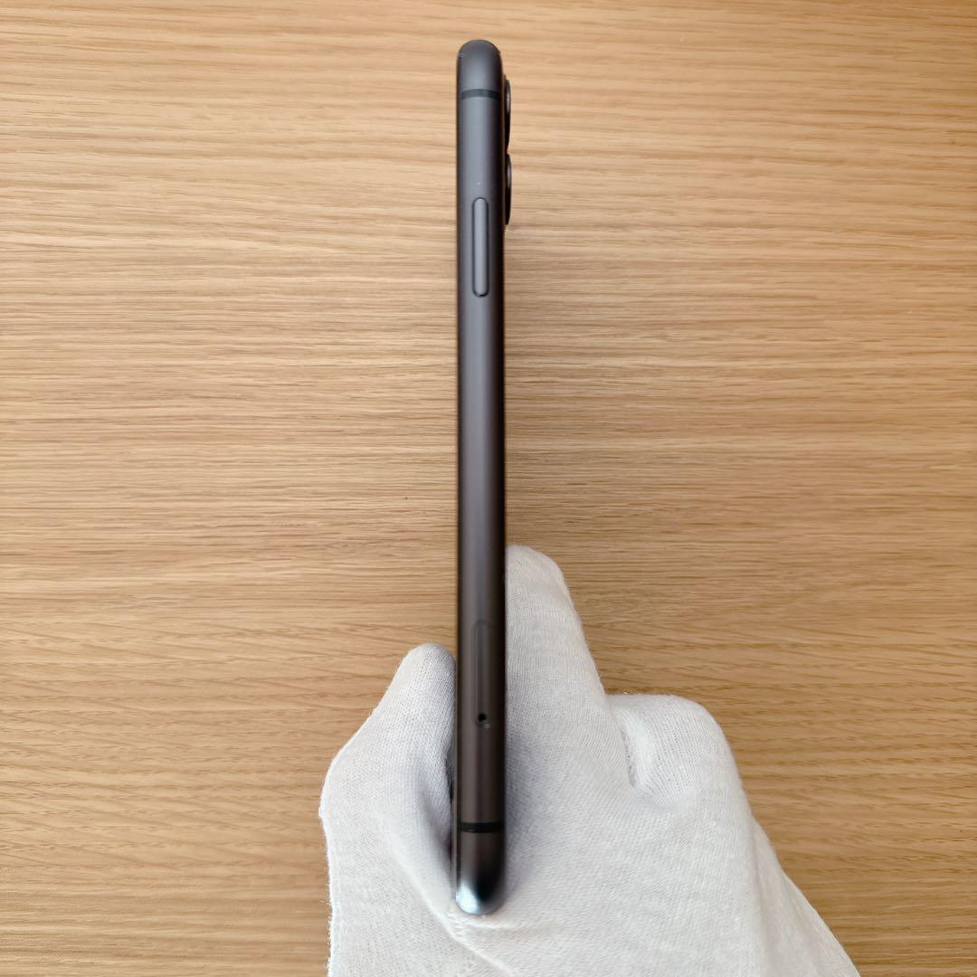 iPhone 11 64GB ブラック SIMフリー バッテリ83%【訳あり】