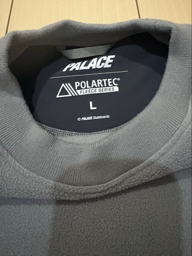 【即完モデル】PALACE Polartec 200 Crew \"Grey”