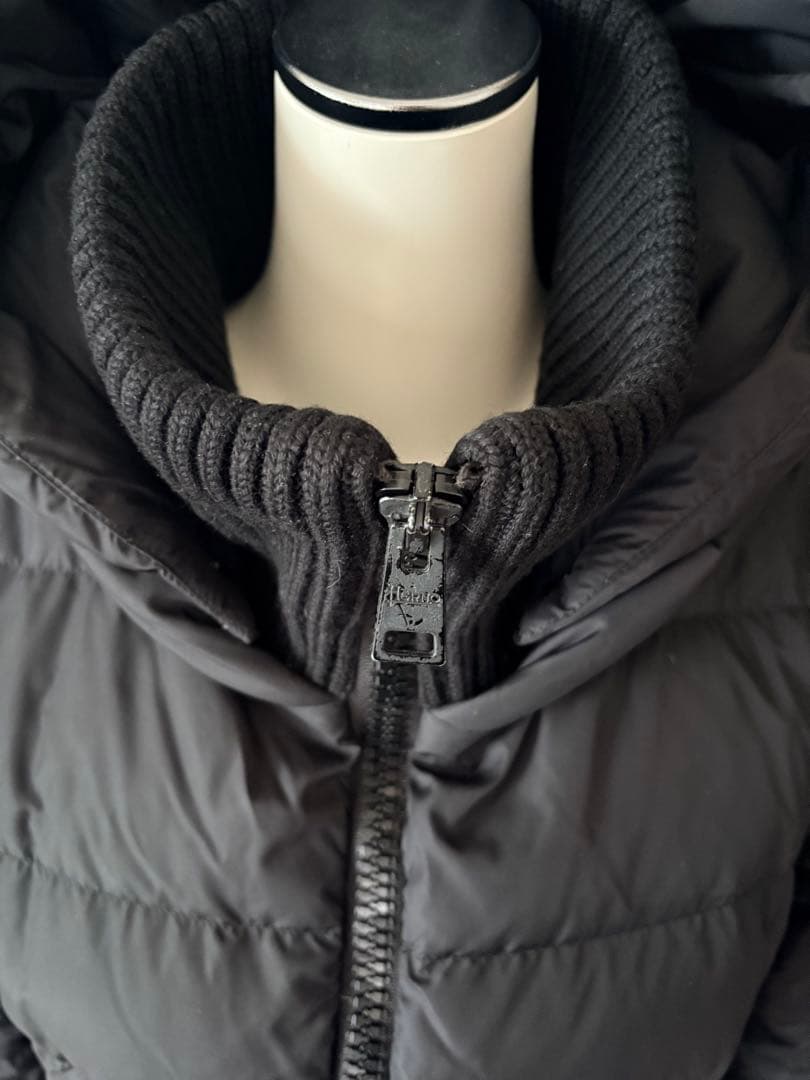 Hernoフード付き ブラック ダウンジャケットM