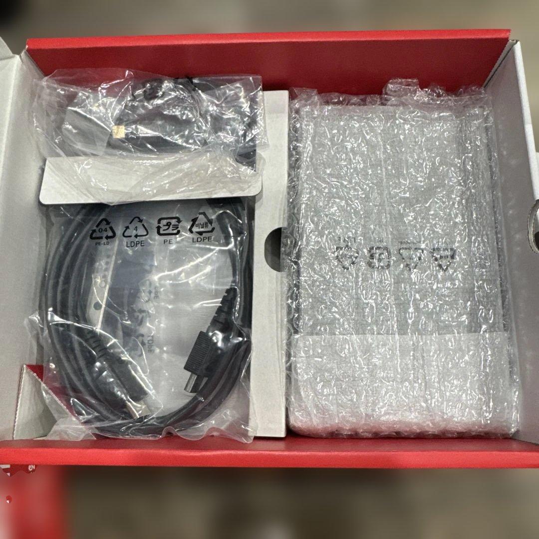 ゆ　Switch Nintendo Switch Joy-Con(L)ネオ