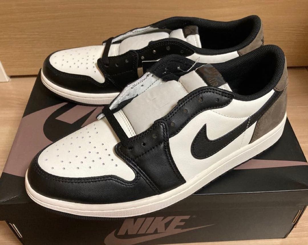 靴 Nike Air Jordan 1 Low MOCHA 30cm