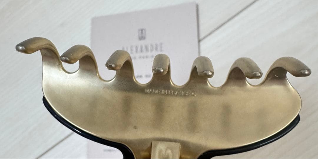 ヘアクリップ　ブラック