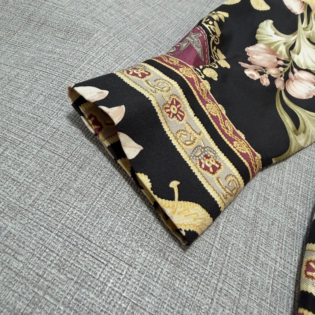 【美品】エトロ　ETRO　シルク100％　総柄ブラウス　サイズ40