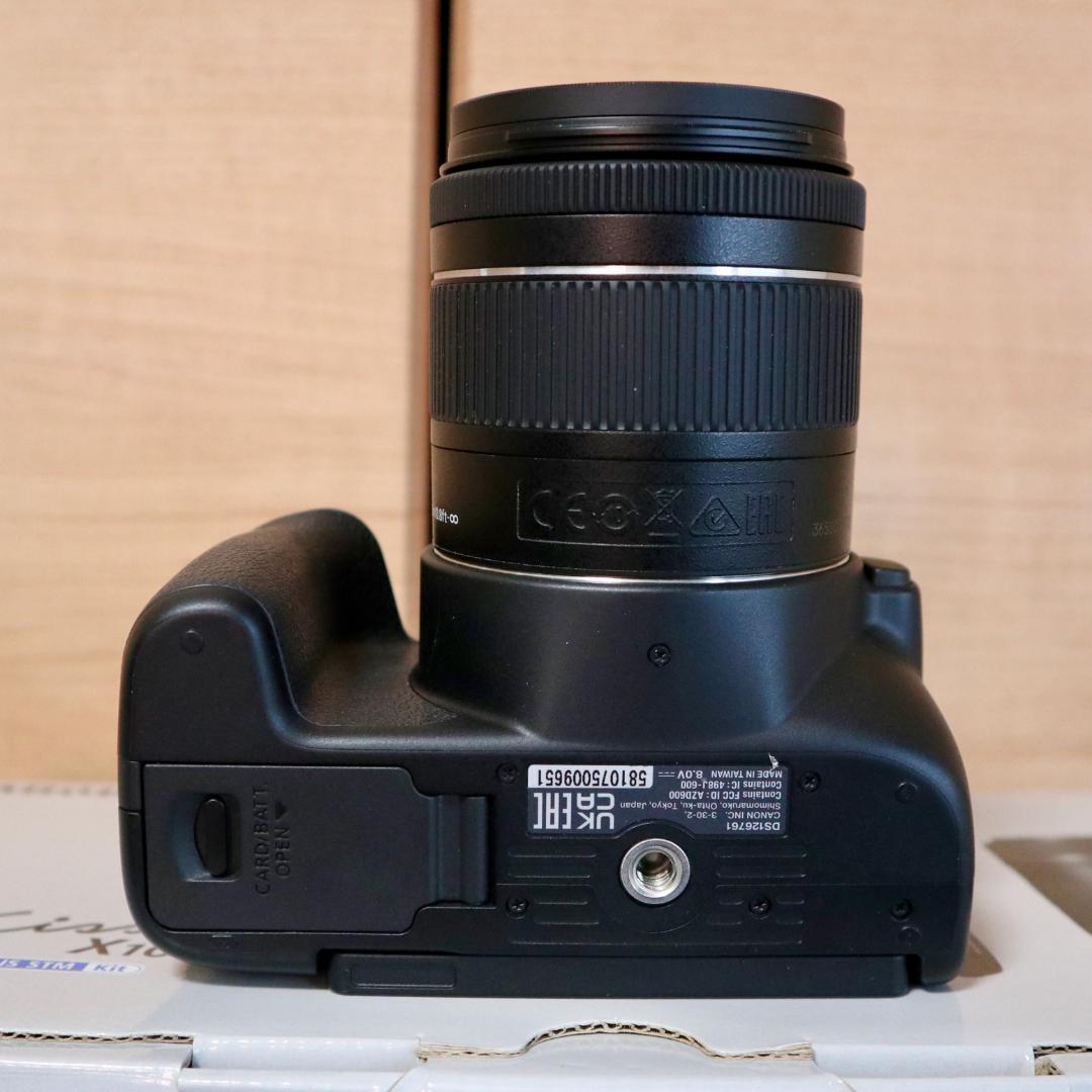 ★キャノン EOS Kiss X10 ダブルズームキット（黒）美麗！★