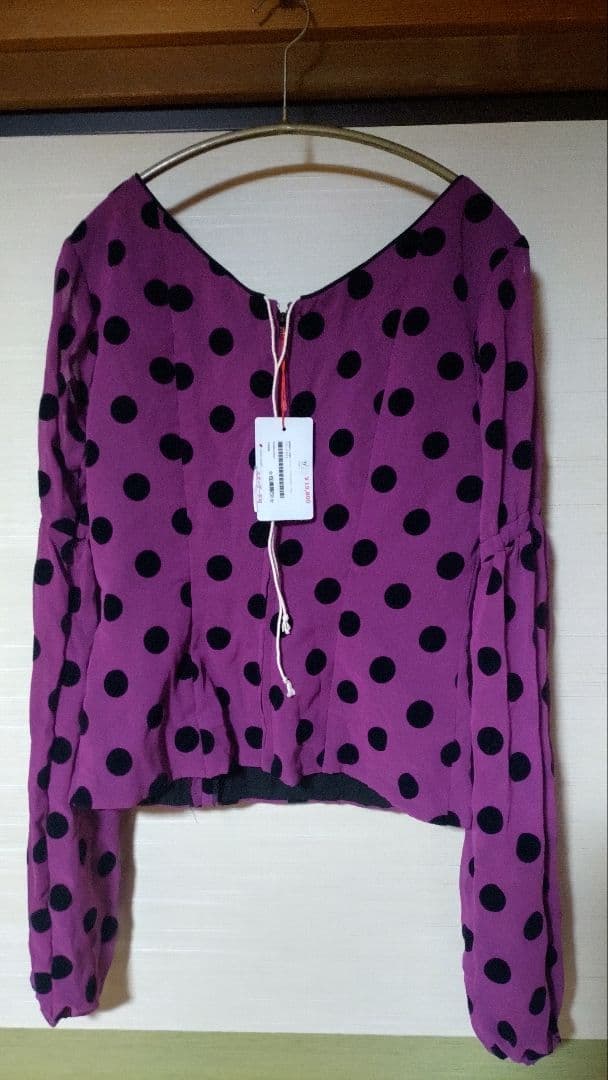 フラメンコドレス 紫色 水玉模様