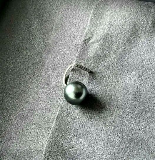 Hirotaka ブラックパール ショートバーピアス