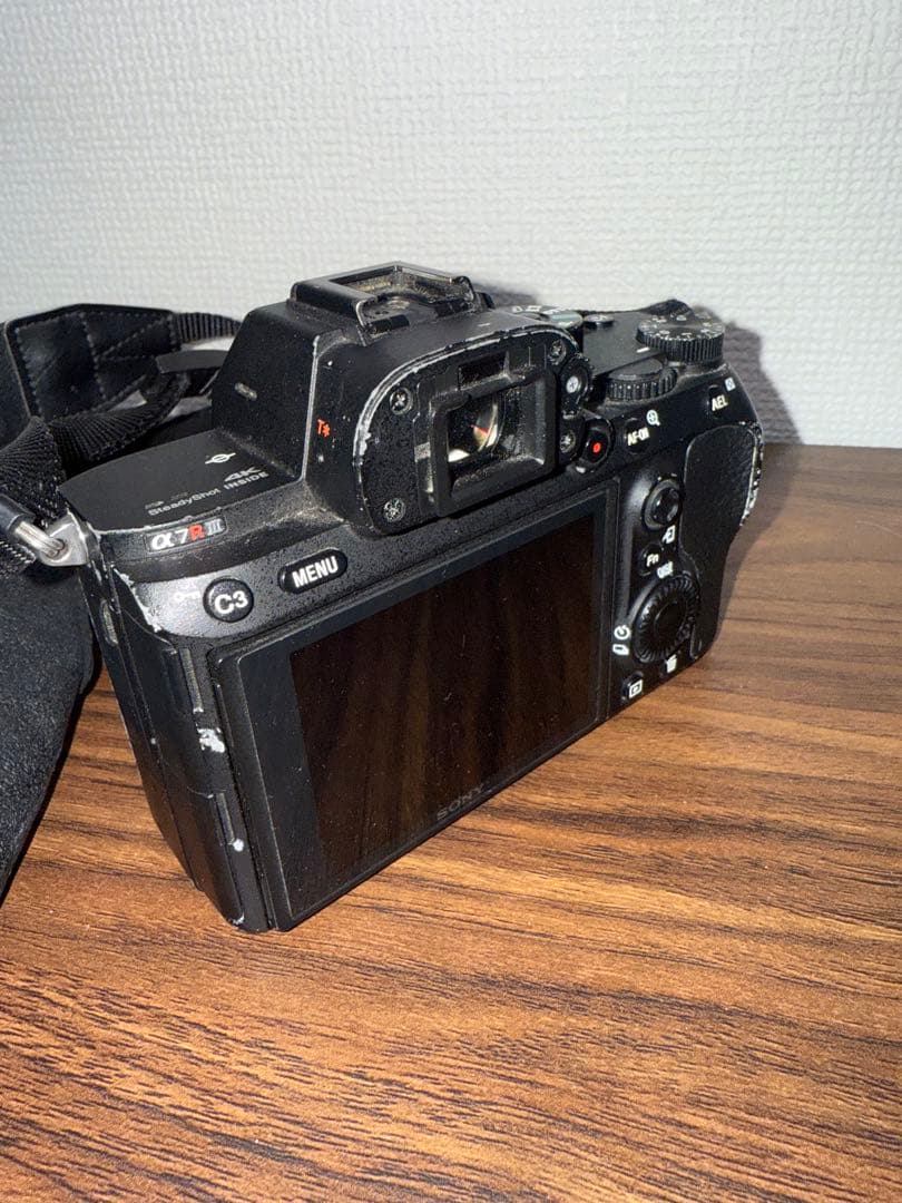 ［ジャンク品］SONY α7rⅲ バッテリー2個 チャージャー　フィルム調レンズ