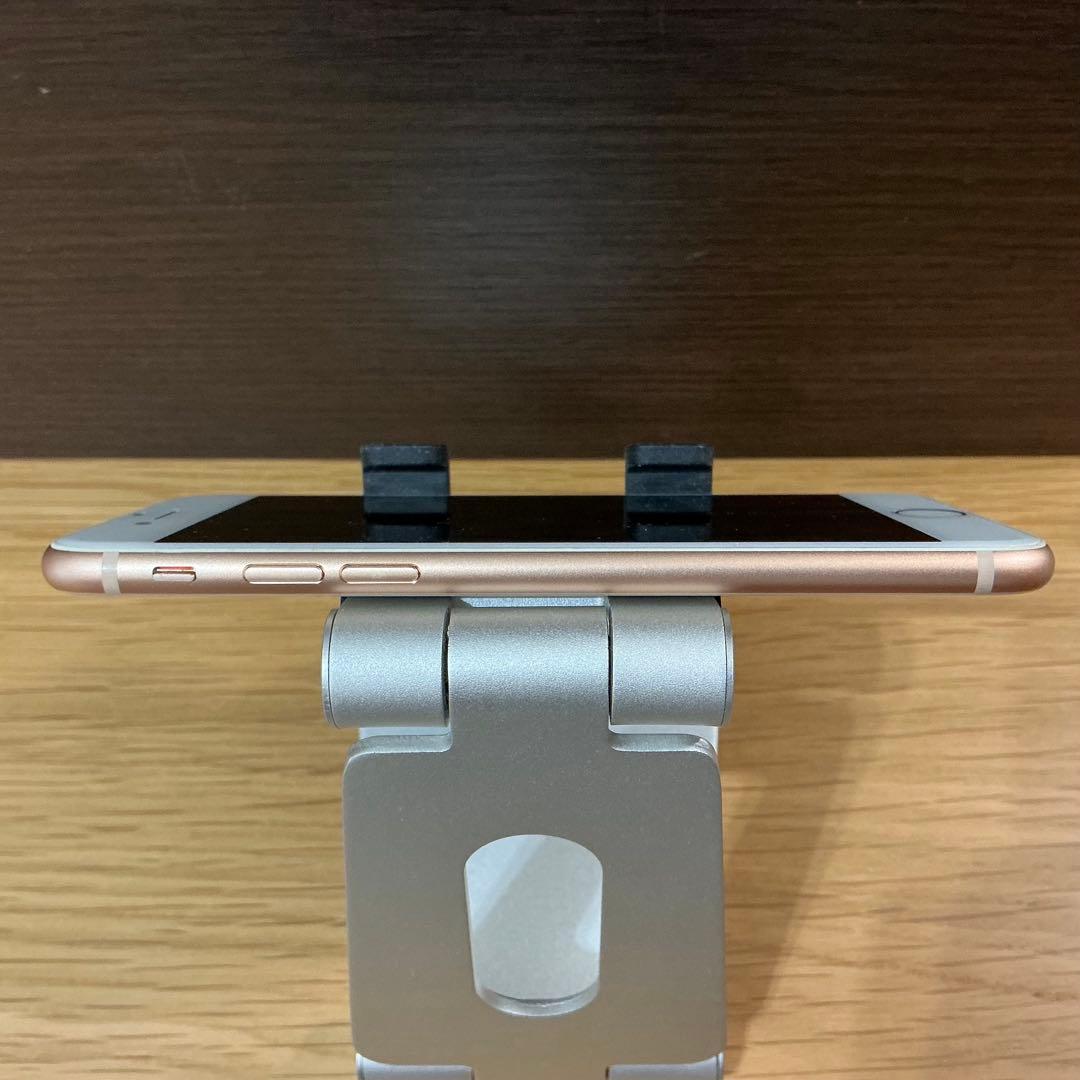 お*り様 【画面表示留意点あり】 iPhone8 64GB SIMフリー