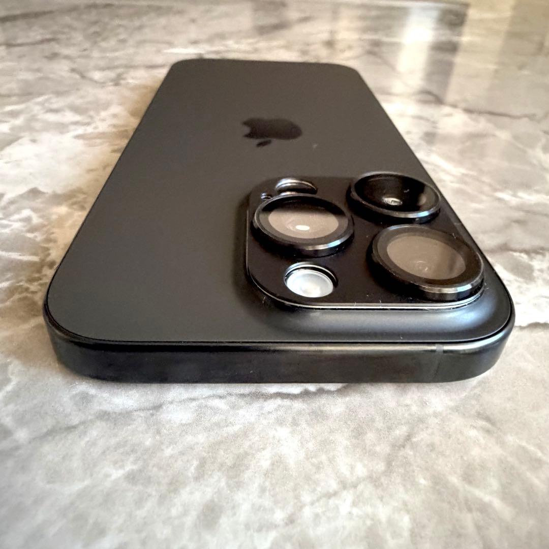 【超美品】Apple iPhone16pro 黒 128GB SIMフリー