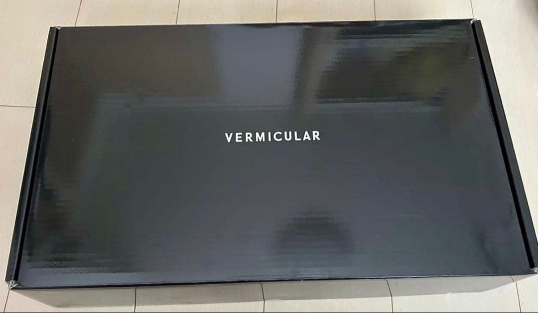 【新品・未使用】バーミキュラフライパン 28㎝ メルセデスベンツ専用リッド蓋付