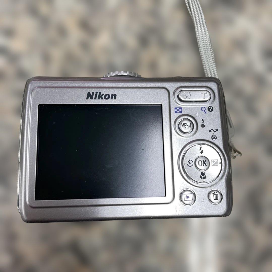 u*）様 ★Nikon ニコン デジタルカメラ COOLPIX P4 VR コン