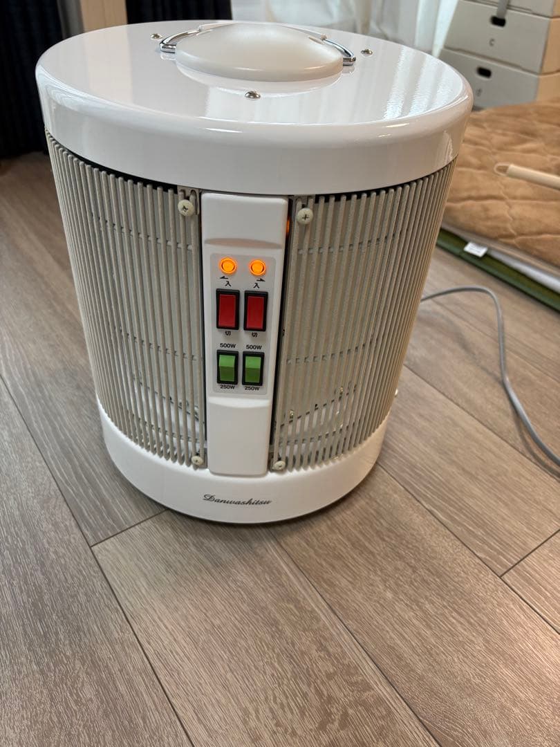 【美品】遠赤外線パネルヒーター 暖話室 1000型 DAN1000-R16