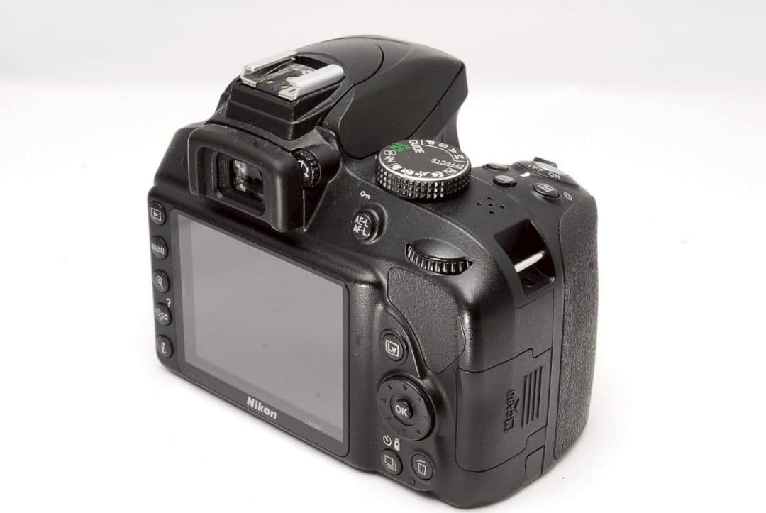 ♥ Nikon D3300 ♥手振れ補正レンズ♥一眼レフカメラ コスパ抜群