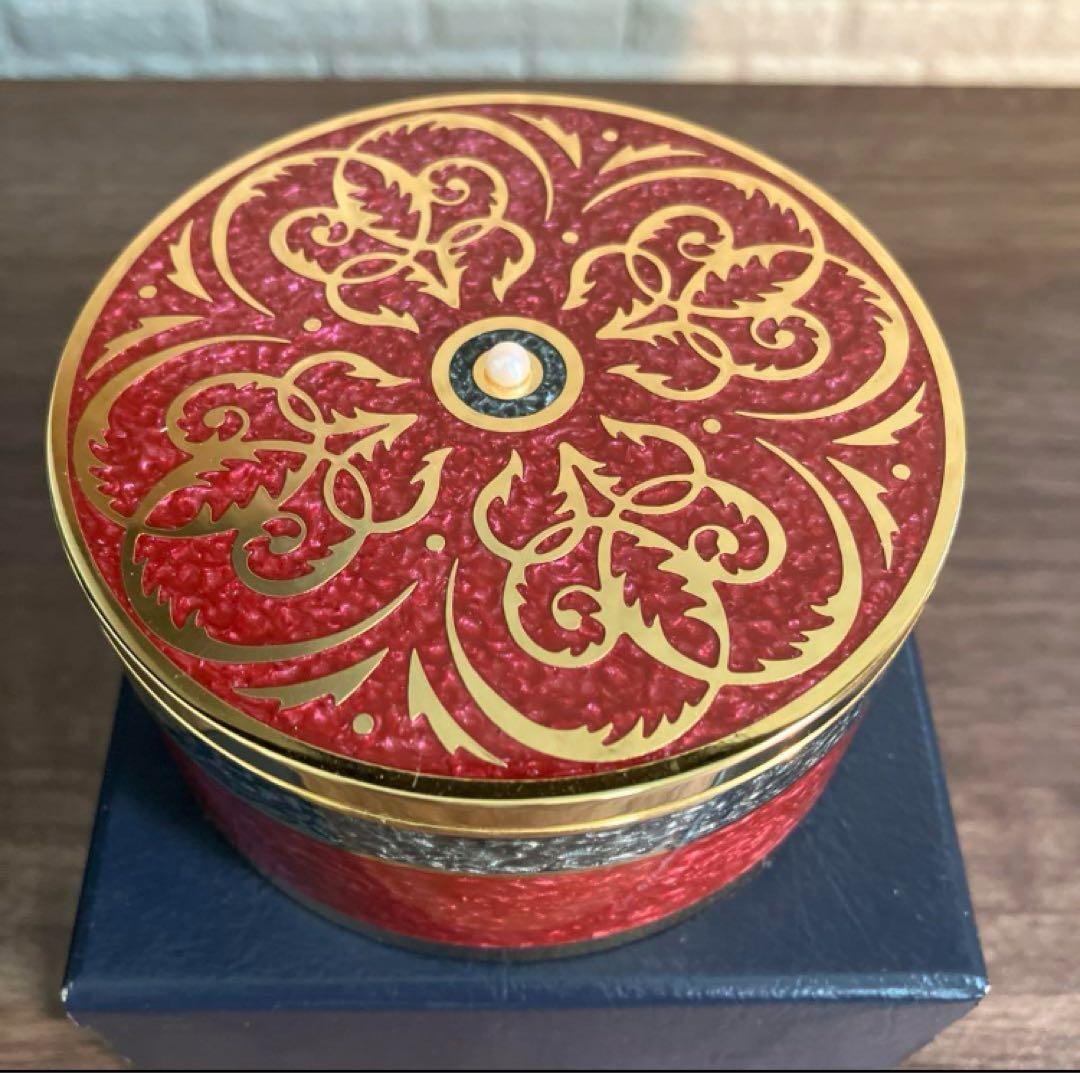 【美品】MIKIMOTO ミキモト ジュエリーケース クリスタルラッカー 赤