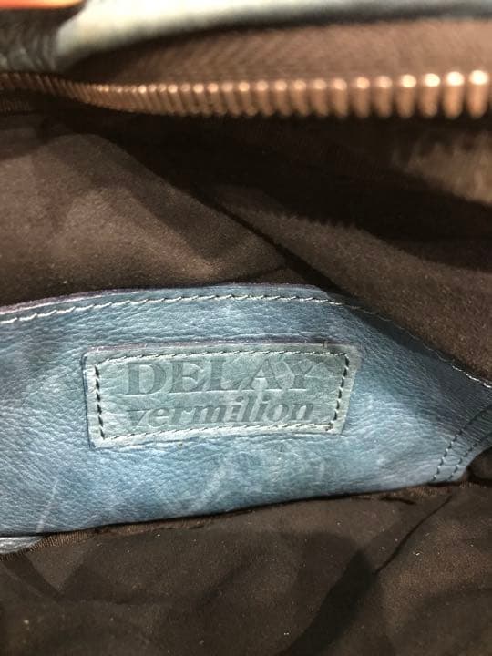 delay vermilion ボディバッグ　ウエストポーチ