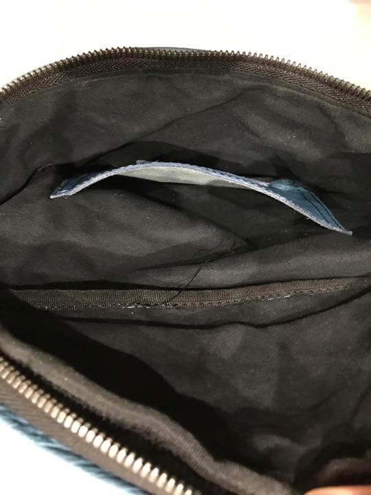 delay vermilion ボディバッグ　ウエストポーチ