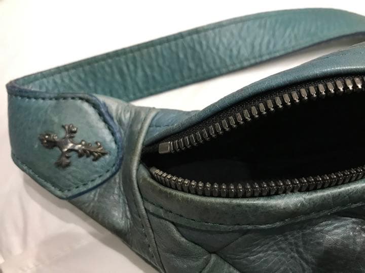 delay vermilion ボディバッグ　ウエストポーチ