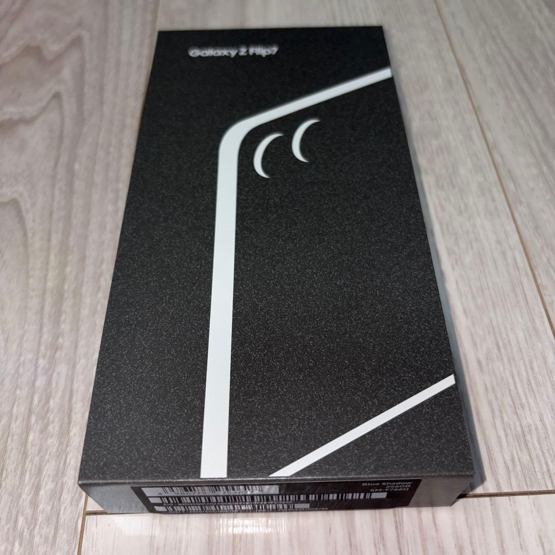 Galaxy Z Flip7 256GB 国内版SIMフリー 本体ブルー