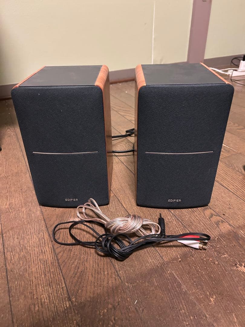 Edifier R1280DBsアンプ内蔵ブックシェルフスピーカー