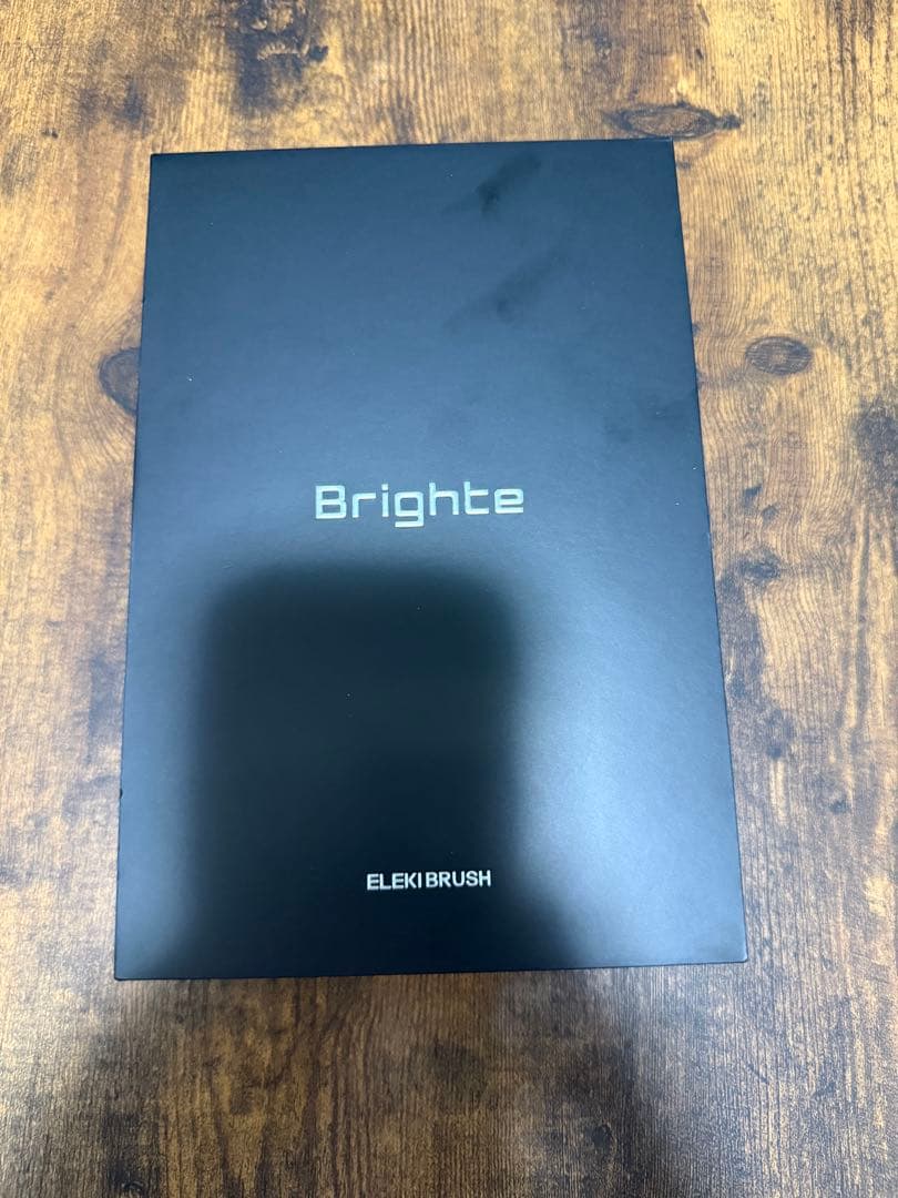 【正規品】即発送　Brighte エレキブラシ　美顔器　佐々木希