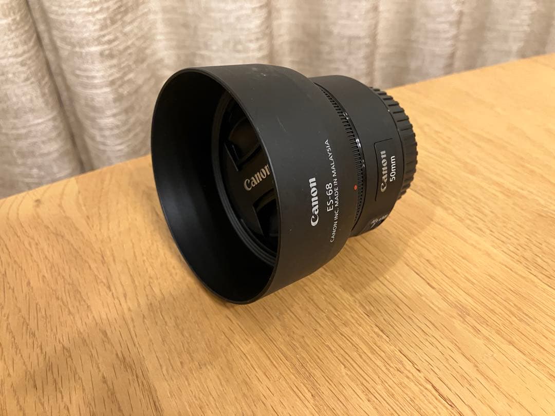 Canon EF 50mm F1.8 STM フード付き