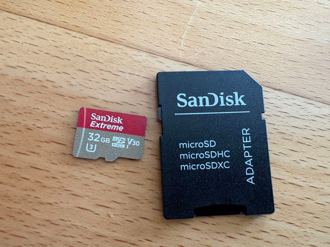 SONY ミラーレス一眼カメラ ホワイト α5100 望遠レンズ付き