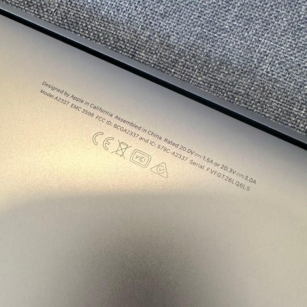 MacBook Air 13インチ 2020 M1 8コア16GB 256GB