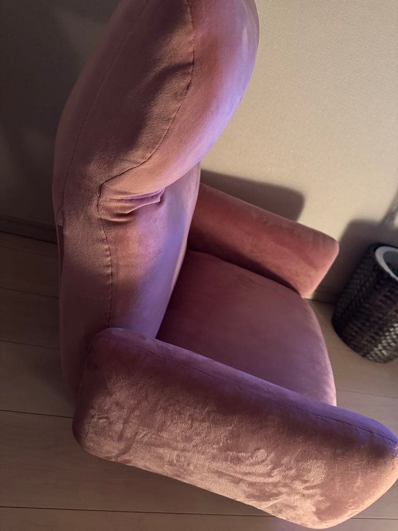 and cute 低反発肘付き回転座椅子　スモークピンク　中古　used 品