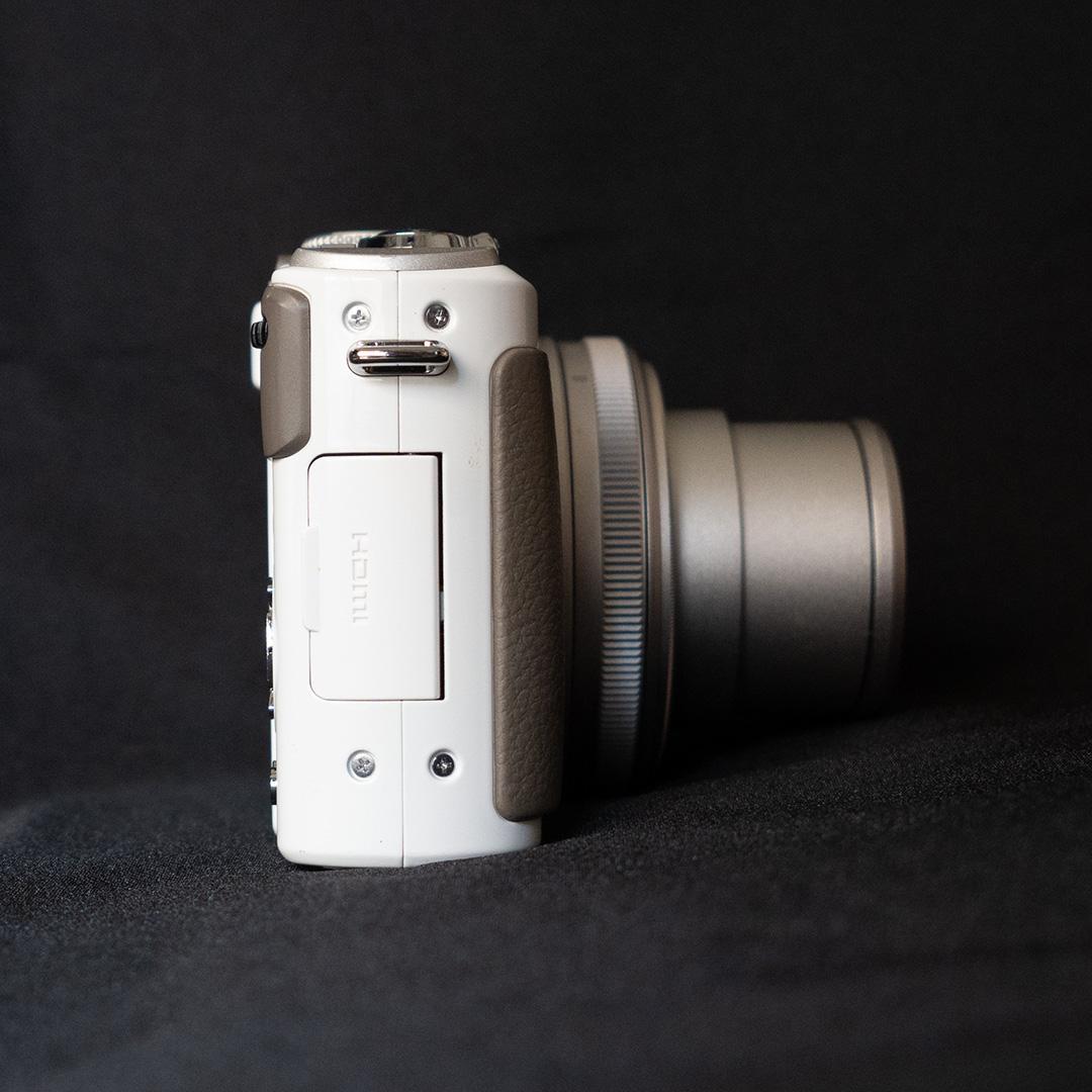 パナソニック デジタルカメラ ルミックス DMC-LX7（ライブビュー付き）