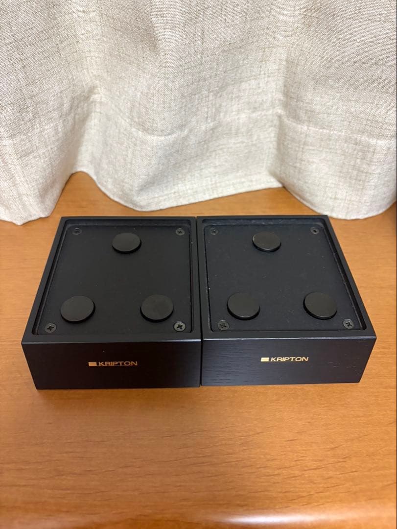 Kripton スピーカー