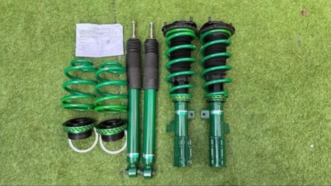 ZRR80ノア、ヴォクシーに！車高調テインストリートベイシス！美品！送料込み！