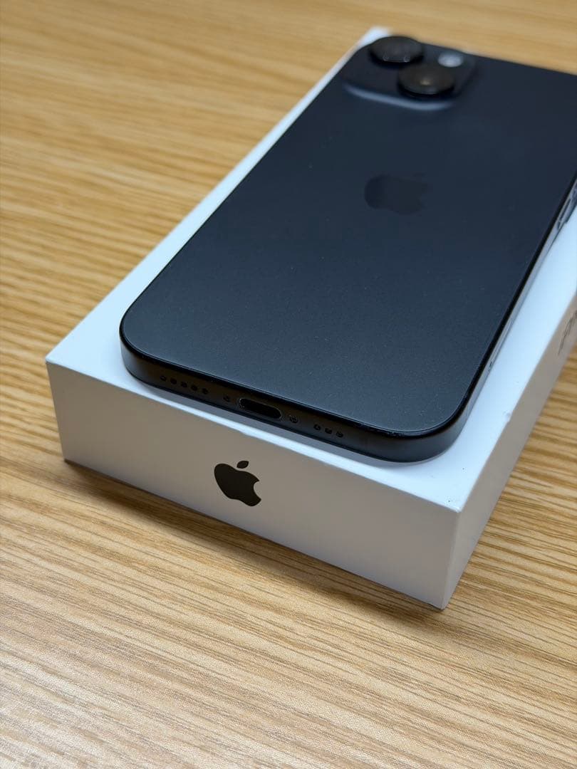 Apple iPhone15 ブラック 本体 128GB