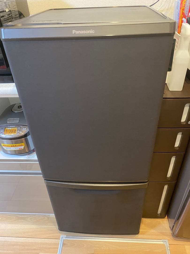 いいちこ【送料無料】冷蔵庫 Panasonic NR-B14FW-T