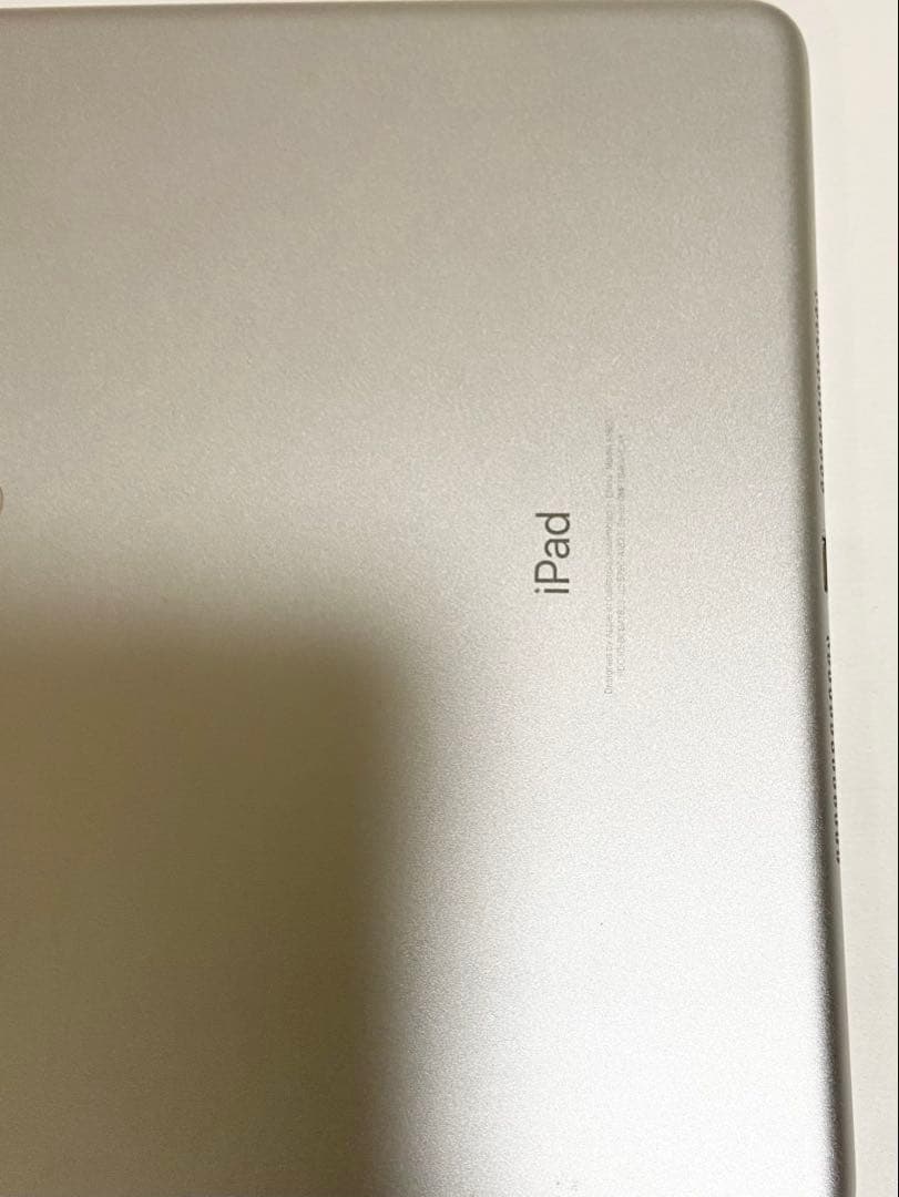 【ジャンク品】iPad 第5世代 9.7インチ Cellular A1823