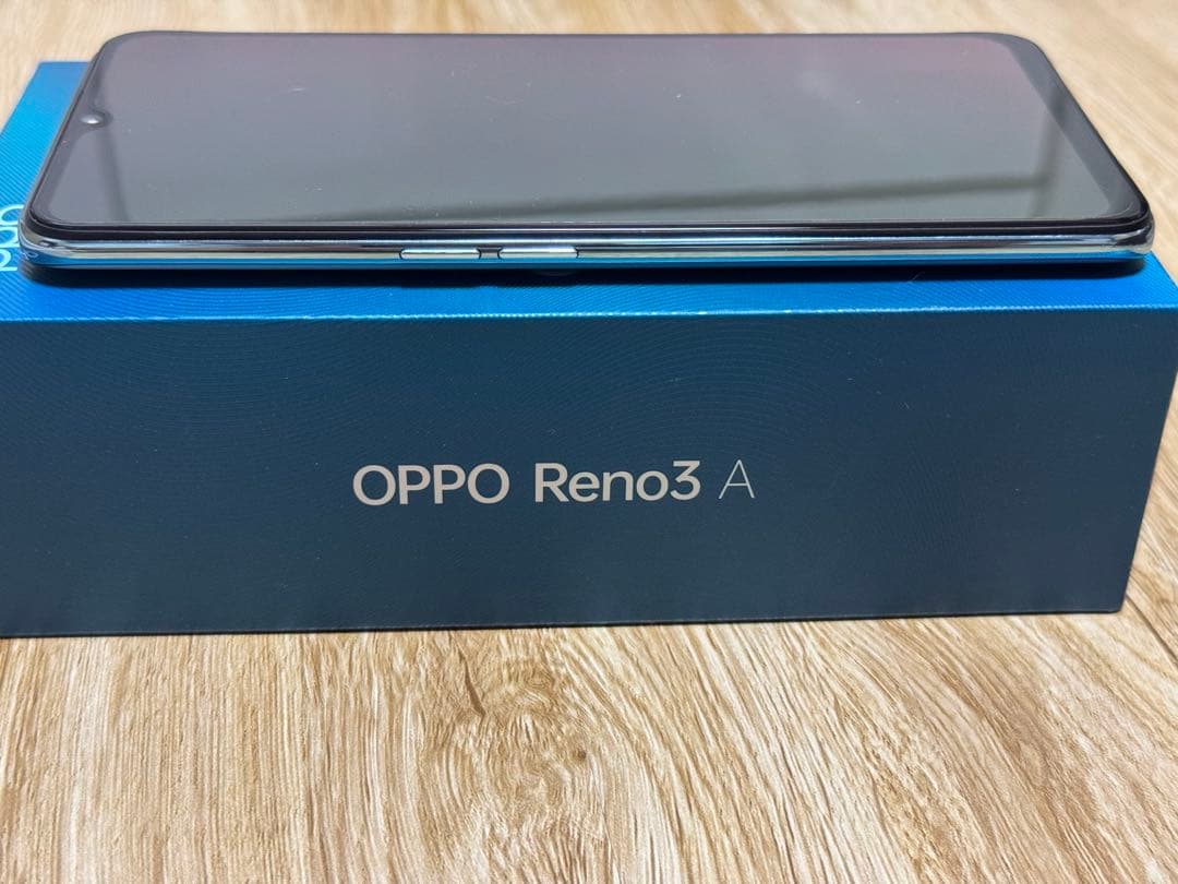 極上美品・OPPO　Reno3 A 128GB　SIMフリー・通信制限無し