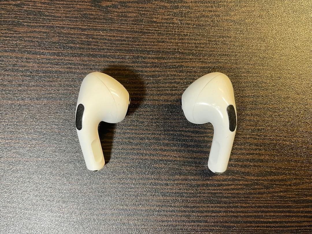 AirPodsPro (第1世代)本体 新品イヤーチップ付き