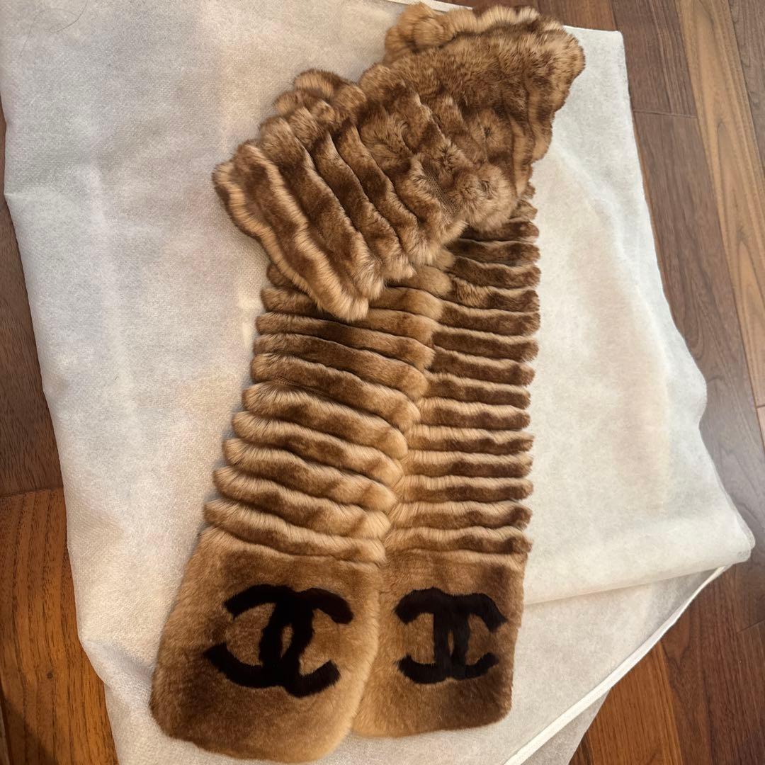 りか！CHANEL オリラグマフラー