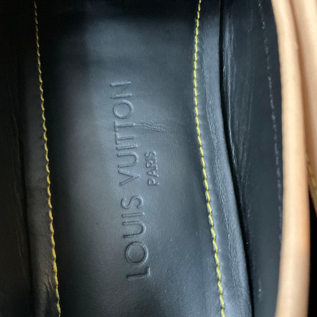 美品LOUIS VUITTONフラットシューズエナメル