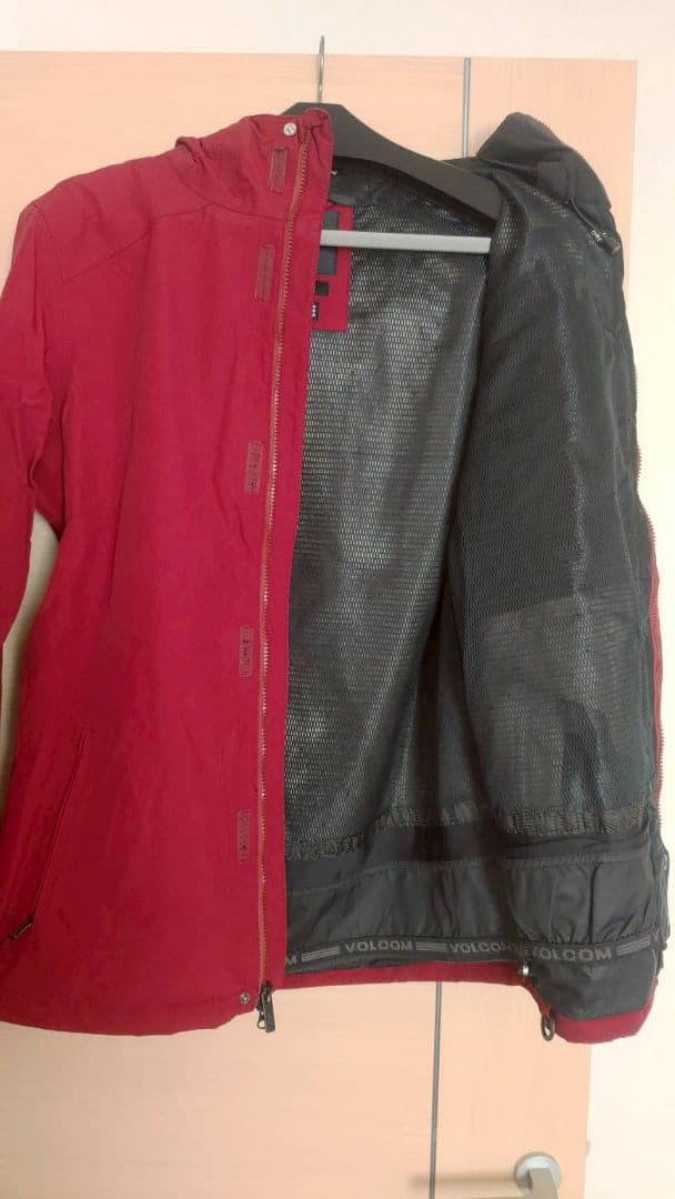 VOLCOM スノーボードジャケット 赤