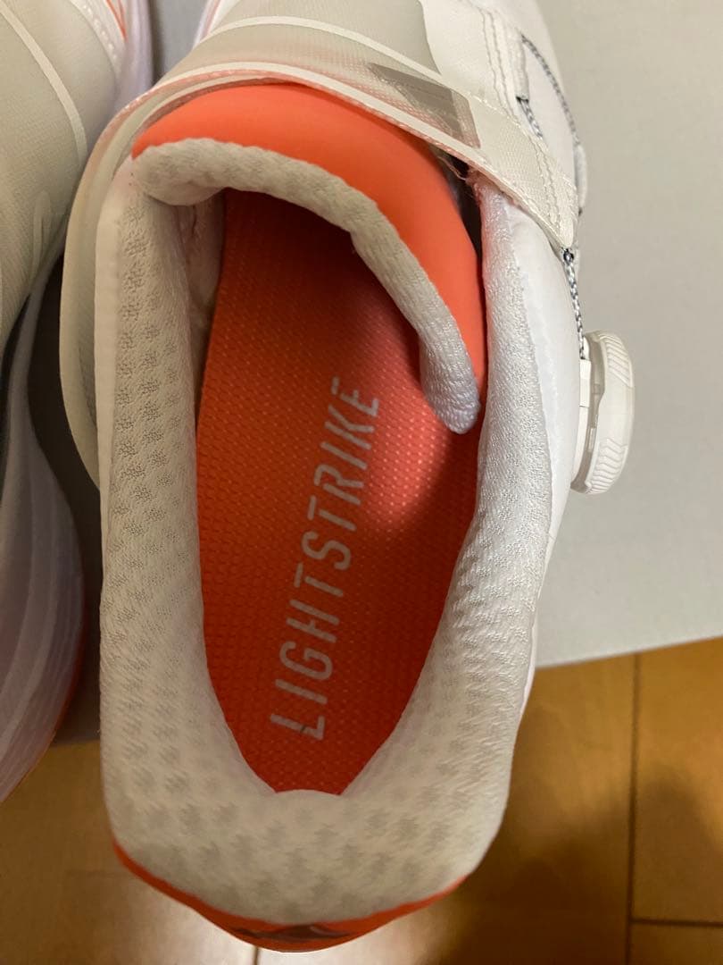 新品adidas wZG23BOAゴルフシューズ 女性用