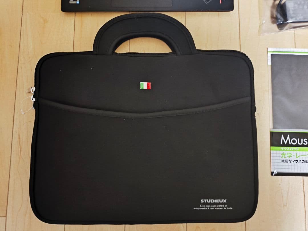 Lenovo X1 第11世代 i7/ 512GB/16 OC/ 4K