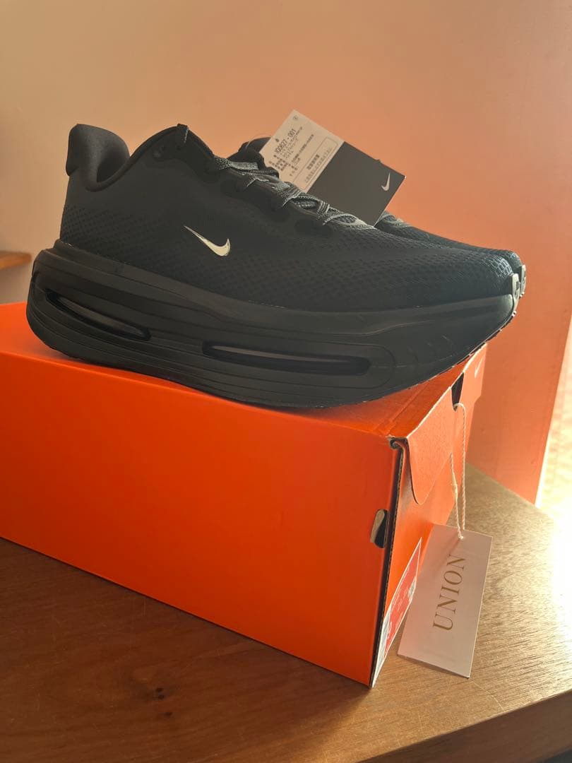 靴 27cm Nike Vomero Premium Chrome Mini