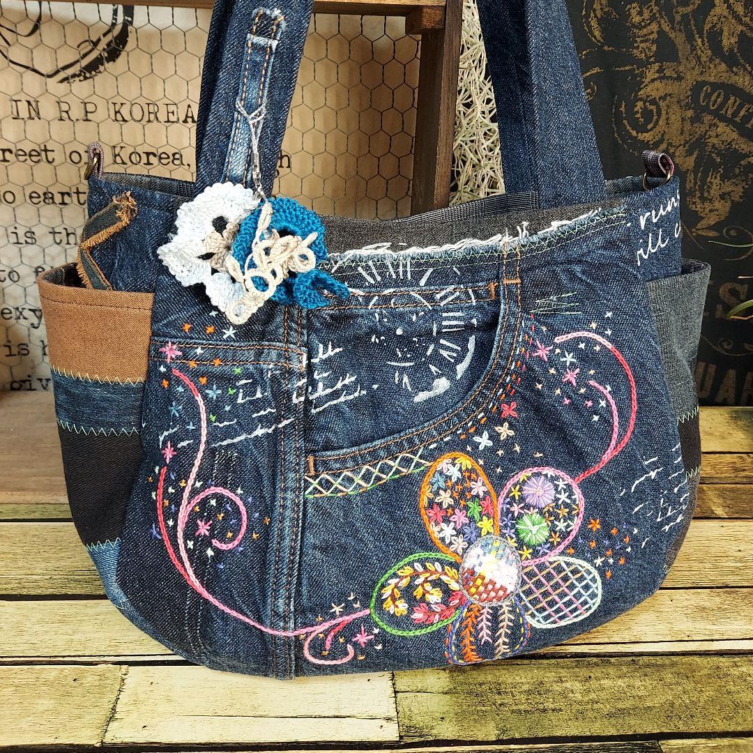 刺繍デニムバック　No.667　デニムリメイク　チューリップバック　刺繍バック