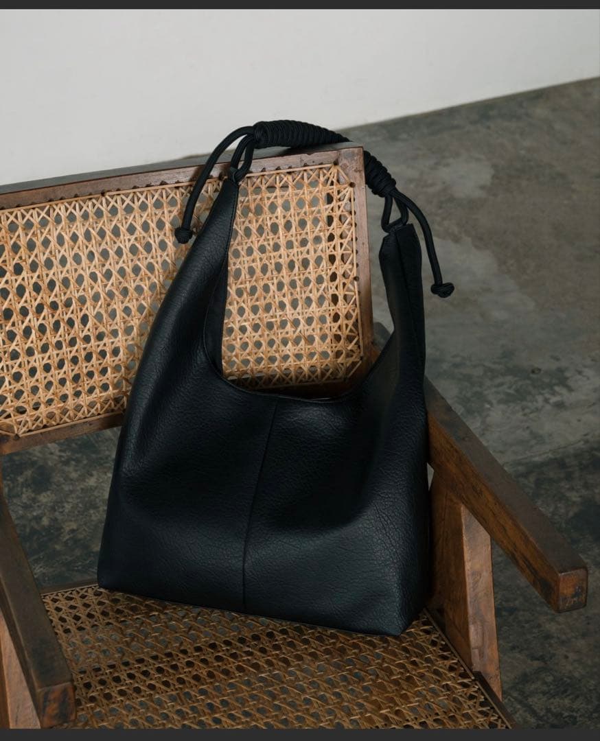 LURAKU シンセティックレザーロープハンドルバッグ