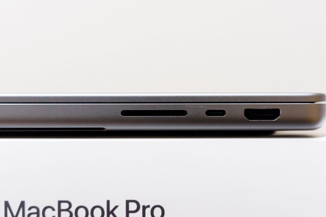 MacBook Pro M1Pro メモリ16GB SSD512GB 14インチ