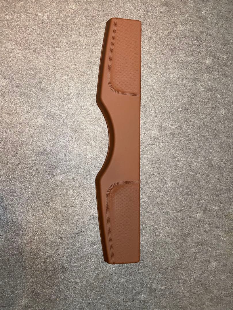 アバルト595 リアラゲッジトノカバー